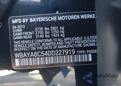 2013 BMW 750I z USA, uszkodzony, nr VIN WBAYA8C54DD227919